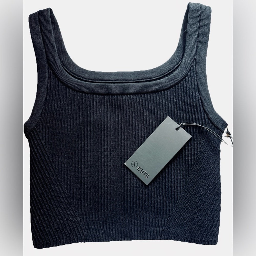 NWT CUTS COREFLEX TANK - Picture 4 of 11
